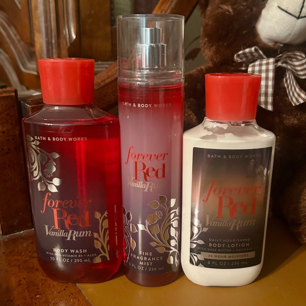 Bath & Body Works Forever Red Vanilla Rum Set